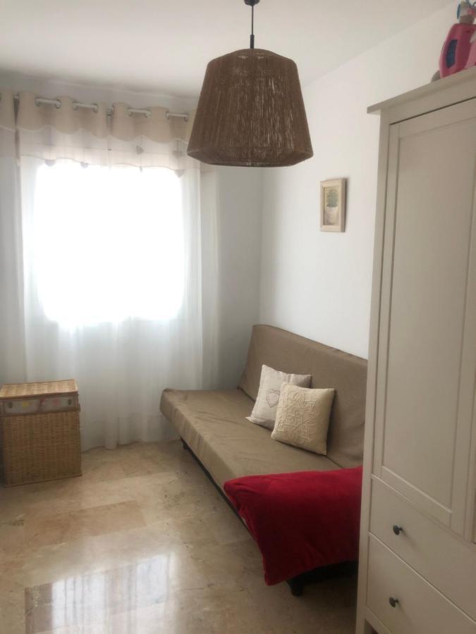 Apartamento Con Terraza Y Piscina En Malgrat De Mar Buitenkant foto