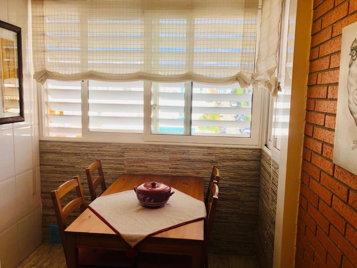 Apartamento Con Terraza Y Piscina En Malgrat De Mar Buitenkant foto