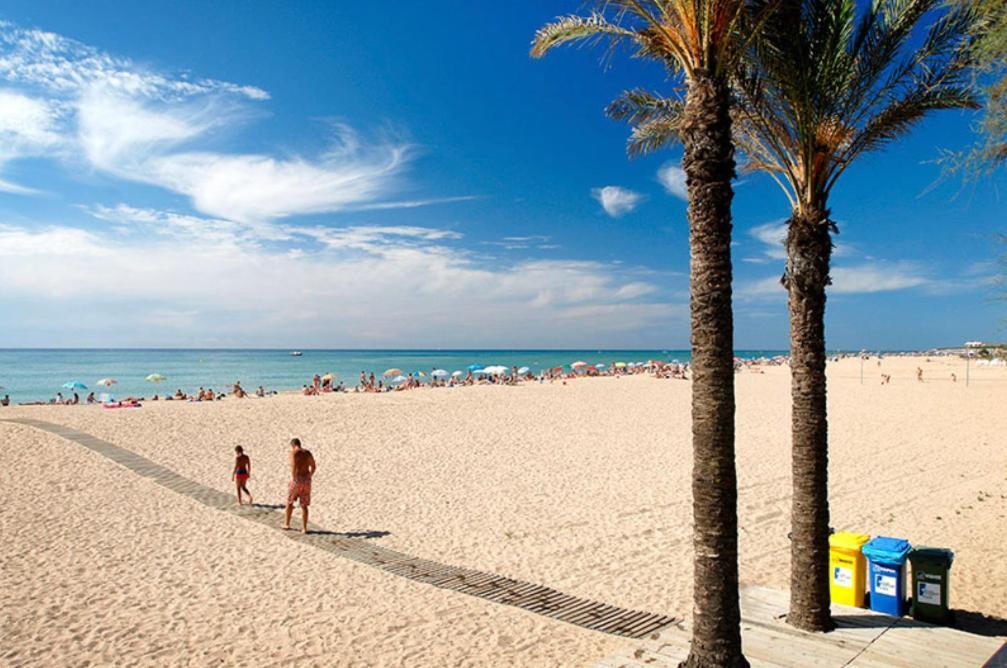 Apartamento Con Terraza Y Piscina En Malgrat De Mar Buitenkant foto